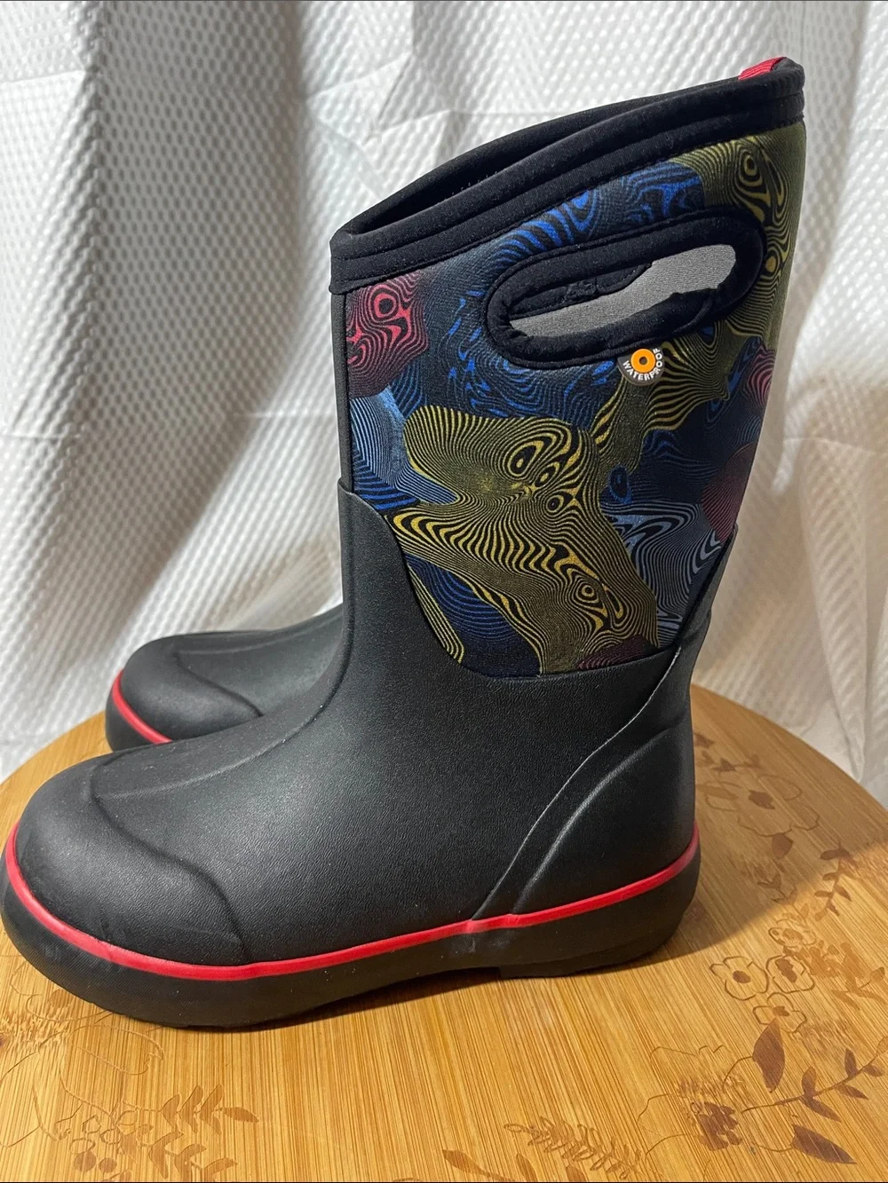Bogs Black Kids Classic II Rain Boots with Multicolor Warped Design size 3